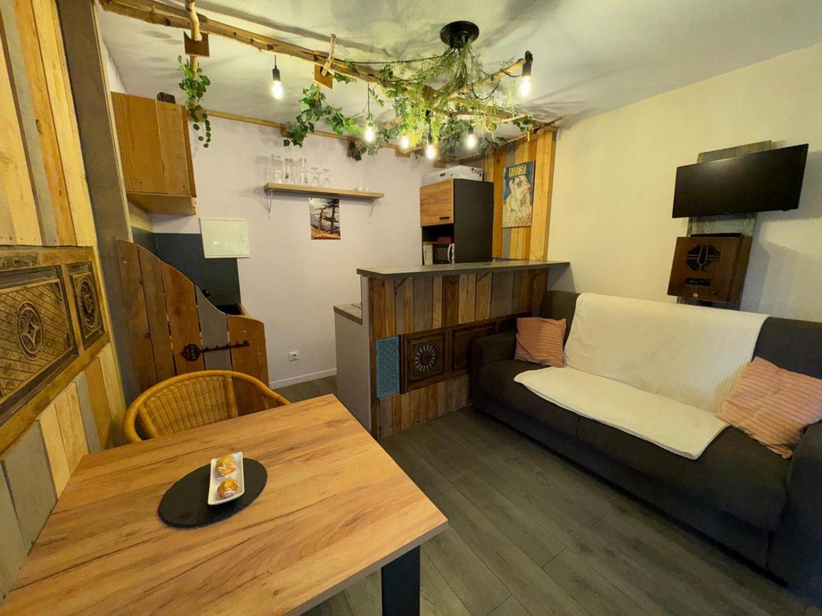 L'Echappee Belle A L'Etang D'Anty -Appartement Saint-Nabord Værelse billede